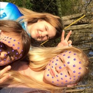 Meet your Posher, Addison